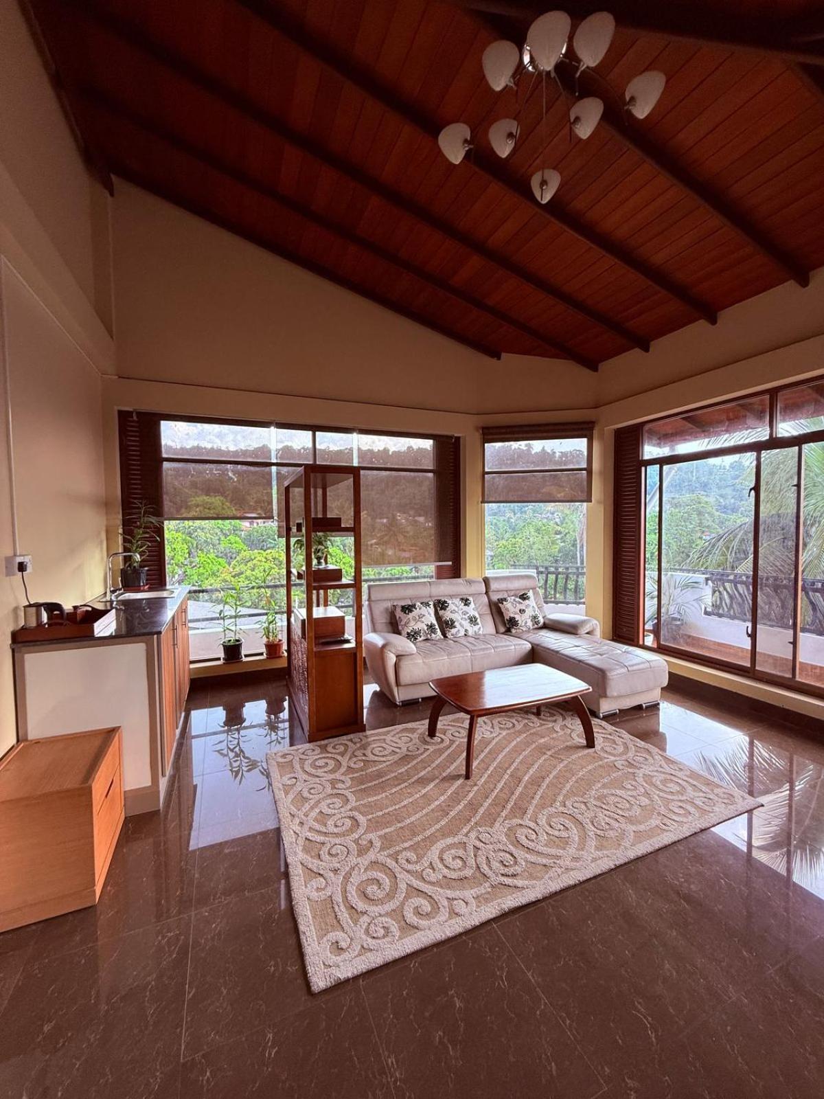Resident View Homestay Канди Екстериор снимка