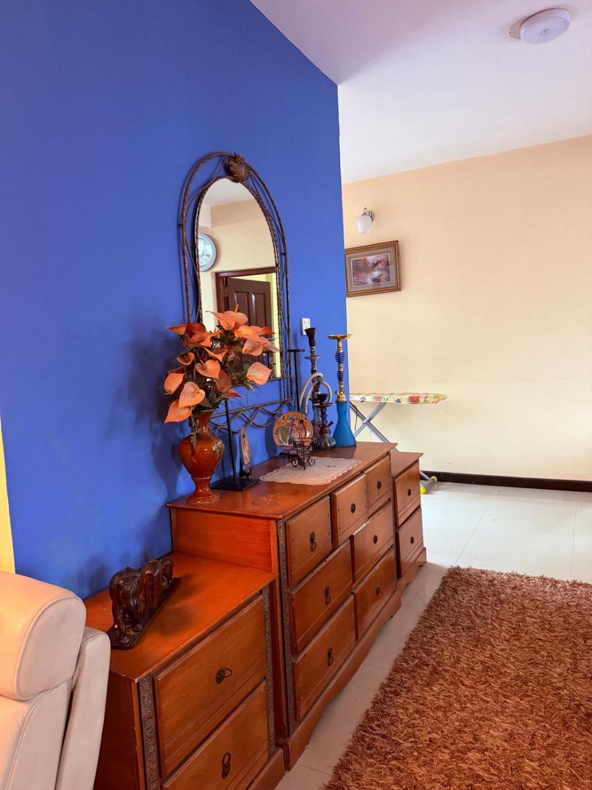 Resident View Homestay Канди Екстериор снимка