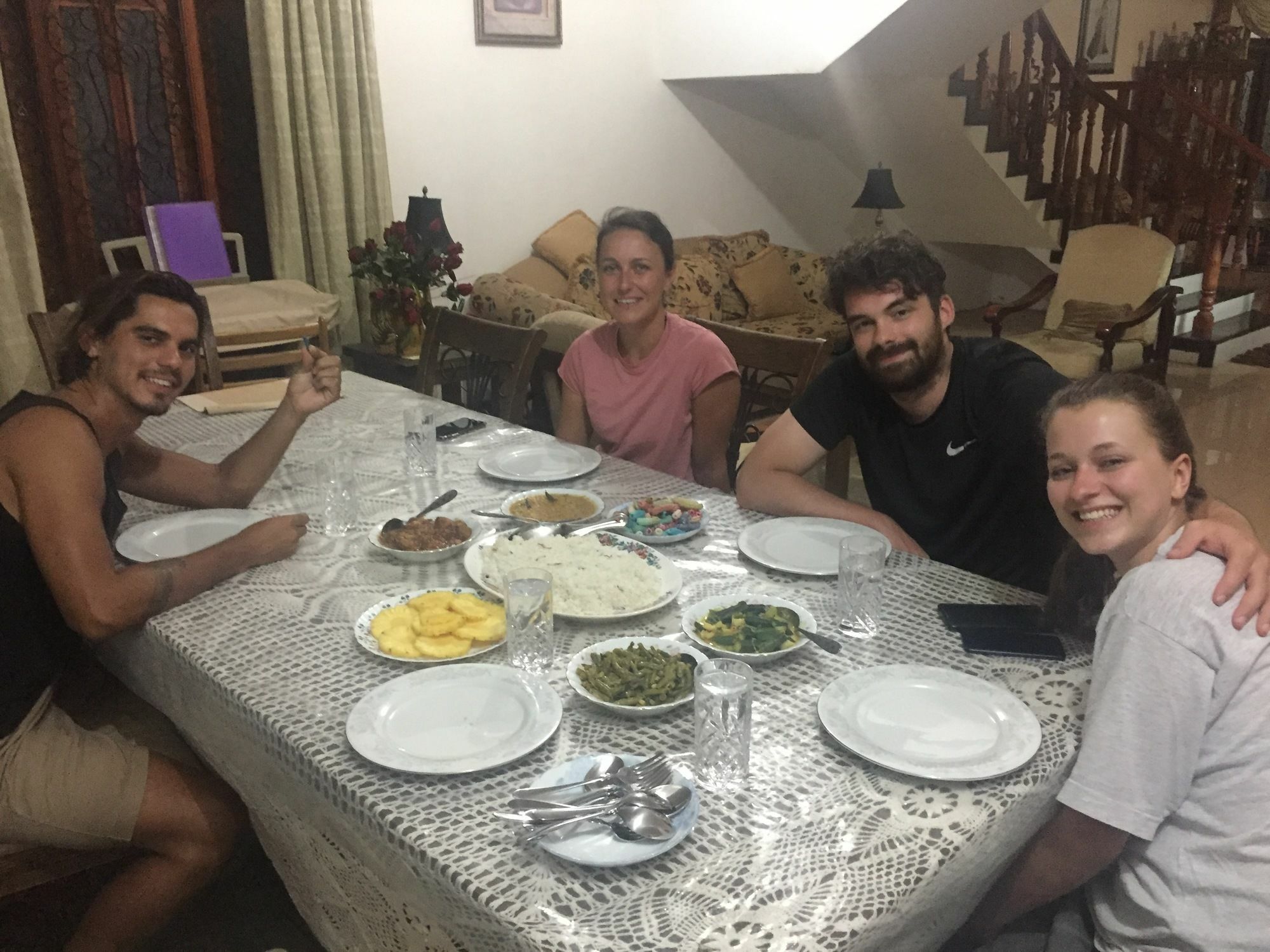 Resident View Homestay Канди Екстериор снимка