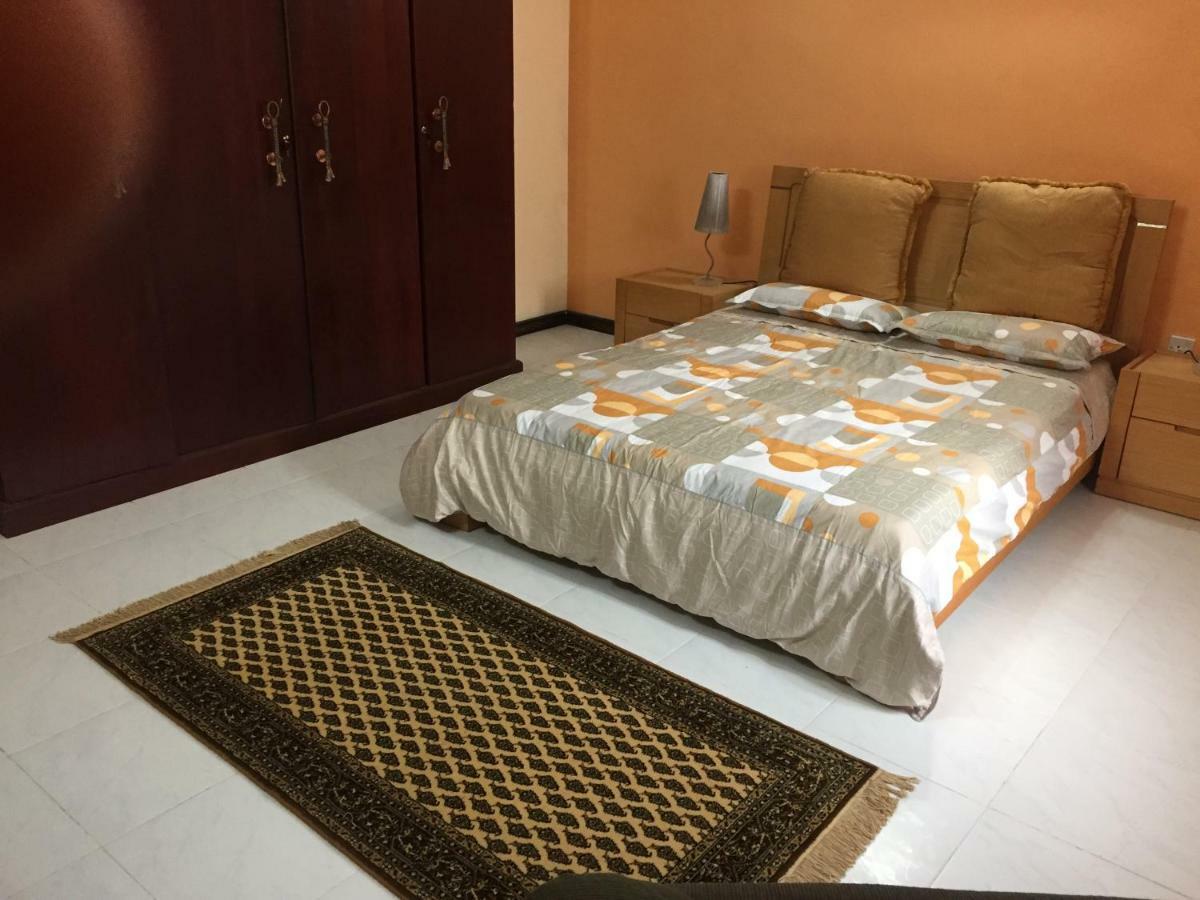 Resident View Homestay Канди Екстериор снимка